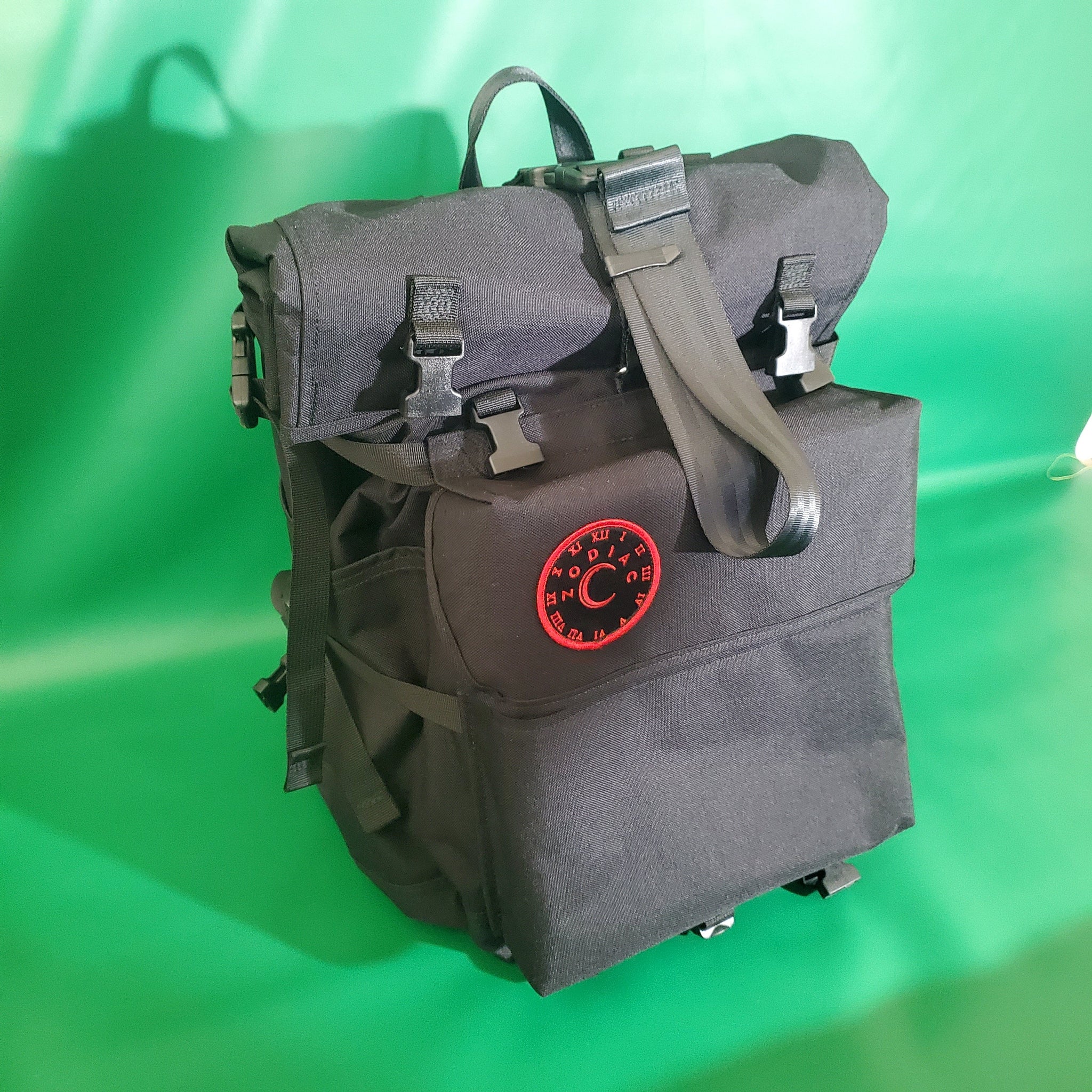 XL Roll Top – Zodiac Baggage